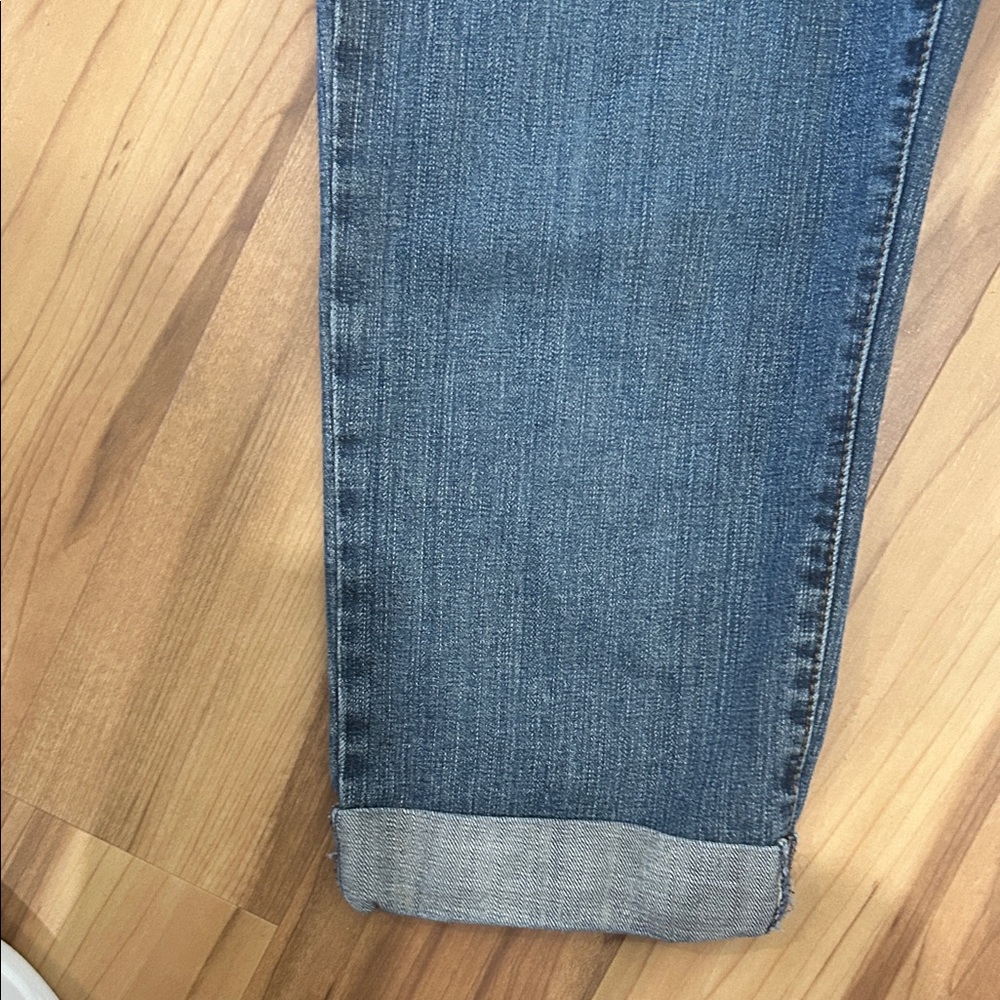 liz & co. Women's Boyfriend Jeans in Medium Blue Wash - Picture 4 of 5